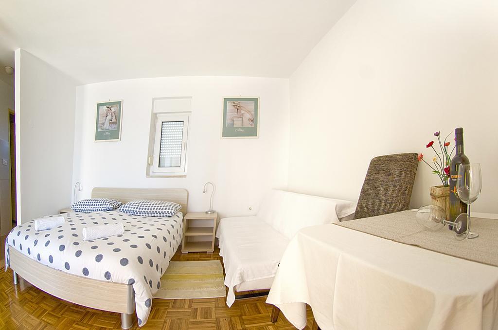 Apartments Tomato 1 Novigrad Istria Exterior foto